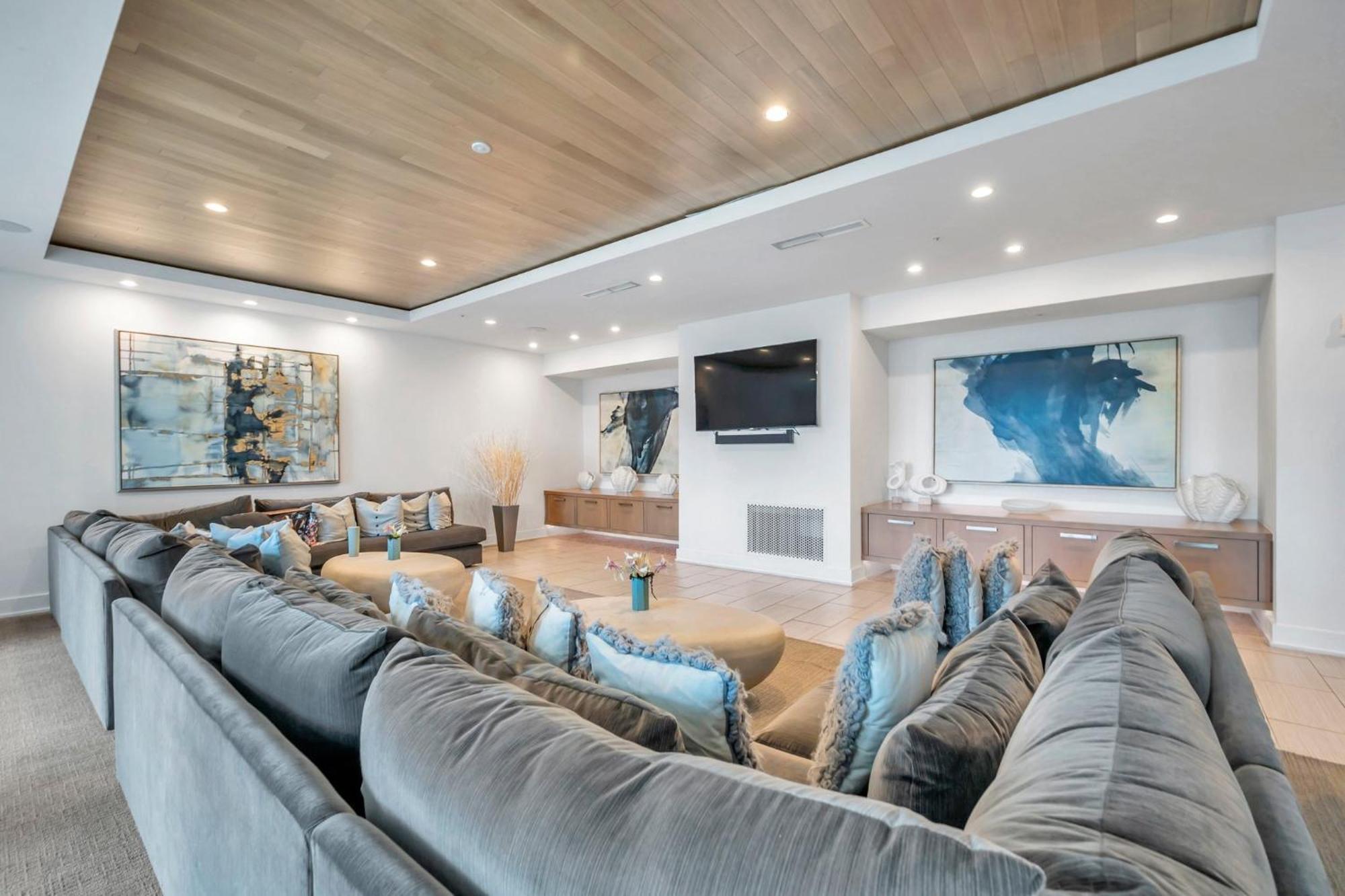 Luxury 1 Bedroom With Den Downtown Tampa Apt - City Views, Rooftop Pool, Workspace Экстерьер фото